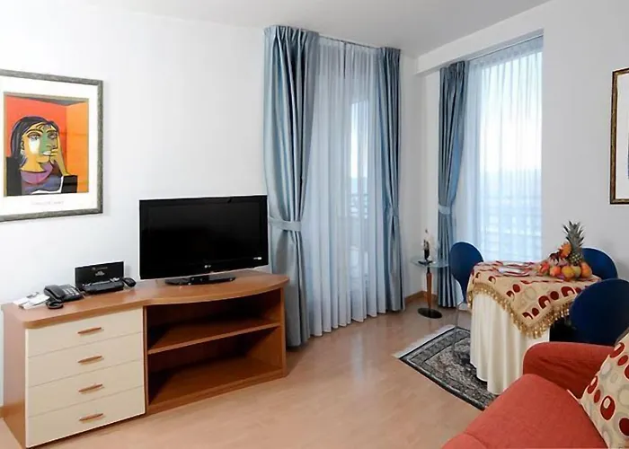 Fonzari Szálloda 4*